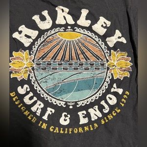 Navy blue small Hurley surf T-shirt